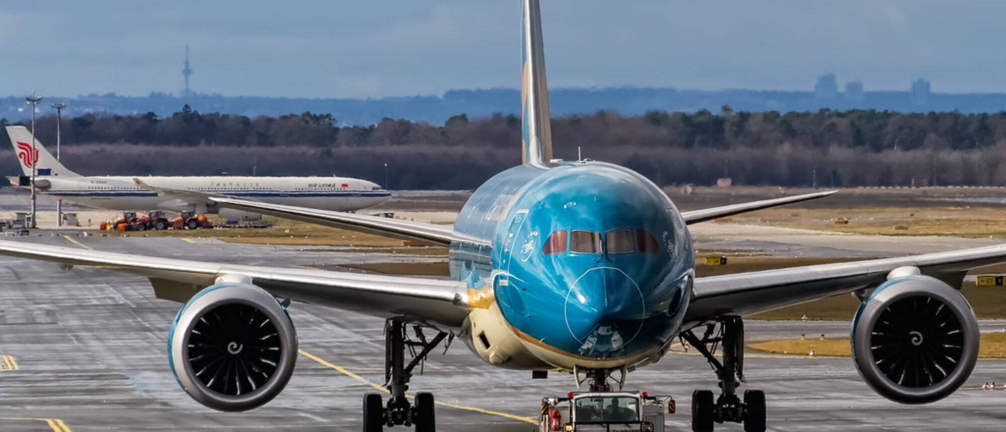 Vietnam Airlines Jobs | Rishworth Aviation | Plane sitting on tarmac